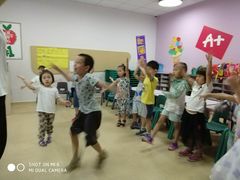 -瑞思少儿中心·少儿英语素养启蒙(回龙观校区)