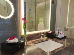 -青岛海尔洲际酒店