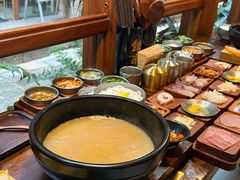 -银米·云南传统过桥米线(双廊黑金冠店)