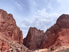 -天山神秘大峡谷