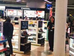 -日上免税店(三径路t3店)