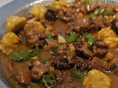 -俭寨大盘鸡·手抓肉·烧烤新疆菜(乌苏路店)