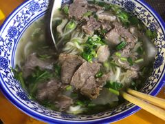 -亚龙湾亚泰商业街