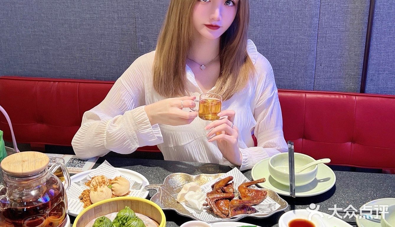 皮薄馅多，一口就是满满的肉馅～推荐