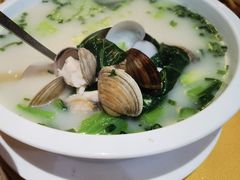 -鹏城人家海鲜酒家·23年老字号(较场尾店)