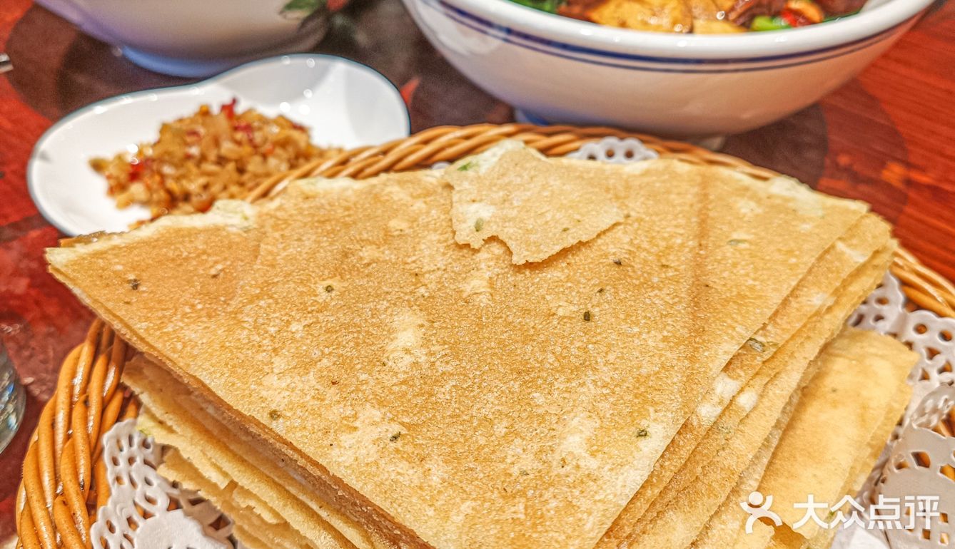 张家界特色三下锅,属实是有些费饭