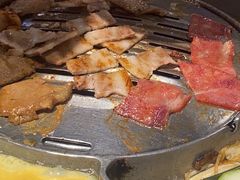 -哈哈碳都·牛肋条无限自助烤肉(台江万达店)