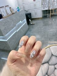 -U+nail优加专业美甲美睫