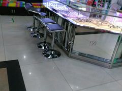 -新华书店(白岩路二巷店)