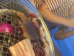 -叽叽扎扎烤肉场(生态城万达店)