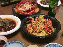 -阿郎龙虾烧烤海鲜馆(苏河融景店)