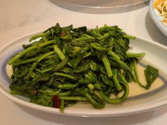 青油菜炝炒-大融厨·鸡毛店·川菜(果壳里东安湖店)
