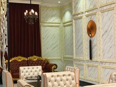 -皇马纯KTV·量贩·聚会(民治店)