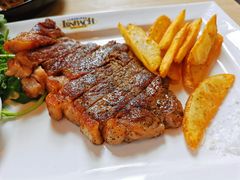 -LENBACH兰巴赫西餐啤酒坊(大连东港店)