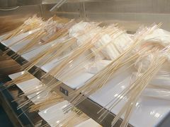 -辣八香新疆孜然串烤火锅(环球港店)