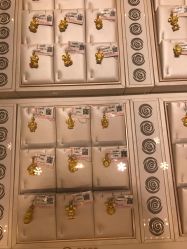 -菜百首饰店(东方新天地店)