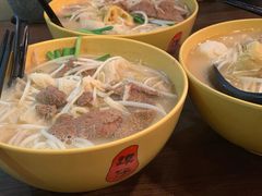 -谭仔云南米线(粉岭车站路店)
