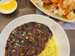 炸酱面-香港饭店0410(明洞店)