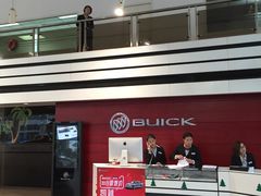 -上汽大众4S店(上海冠松店)