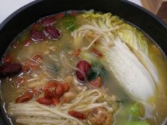 浓汤海味什菜煲-稻香酒家·33年老字号·港式粤菜(富邦中心店)