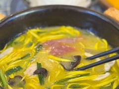 -桥香园过桥米线(国贸店)