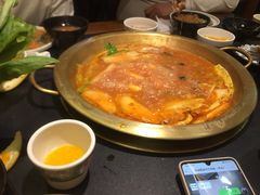 养颜番茄锅-沸炉重庆老火锅(军事博物馆店)