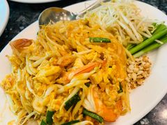 -光海鲜鱼翅餐厅(叻差拉披色路店)