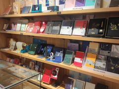 -百新书局(尚悦湾店)