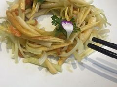 -老船夫婚宴婚庆会馆(延吉路店)