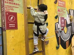 -攀猩儿童攀岩馆(宝乐汇店)