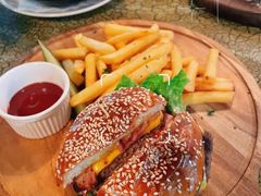 -羽深肉铺 Steak & Wine