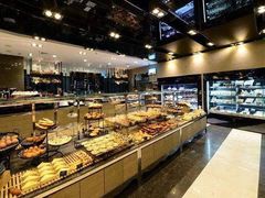 面包甜点陈列柜-巴黎贝甜(五道口店)