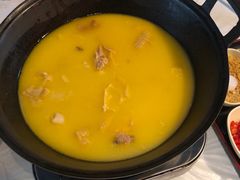 -鲜入围煮花胶鸡海鲜火锅
