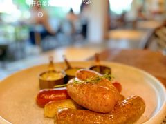 -喜洲吧·江畔老船厂·庭院餐厅(喜临院店)