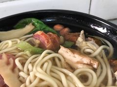 -阿芬卤面(花巷店)