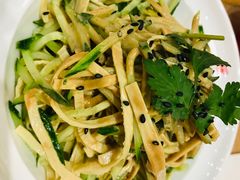 麻酱豆腐丝-喜家德虾仁水饺(中央大街店)