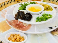 -花馬肆.云南过桥米线(汉神购物广场现场熬汤店)