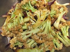 干锅有机菜花-城南往事济南风味主题餐厅(东环店)