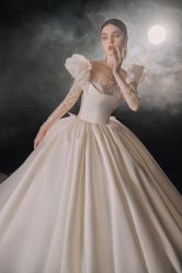 -艾米丽婚纱礼服