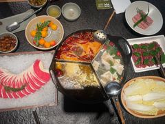 -三出山火锅(南京万象天地店)