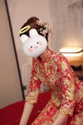 点击看大图 -GRACE KELLY婚纱与礼服(北京店)