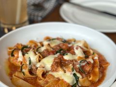 -ROAST coffee & eatery