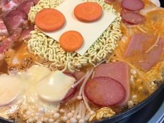 泡菜五花肉锅-炙韩料理·部队锅专门店