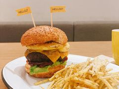 -HELLO 27 意面·沙拉·帕尼尼