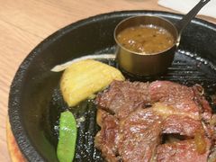 -玛格萝妮比萨屋(四平店)