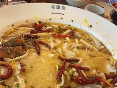 -渔语鱼新川菜Bistro(万象天地店)
