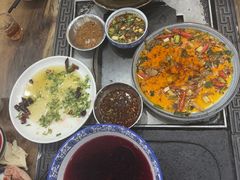 -三锅莊·牦牛肉火锅·香格里拉特色藏餐宴请餐厅(菱角塘路店)