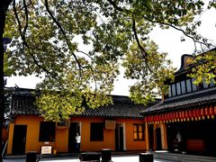 -龙华寺