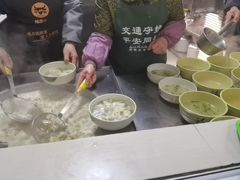 -周震馄饨