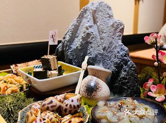 四海城附近吃的～ 买的是套餐，这家龍本酒肆